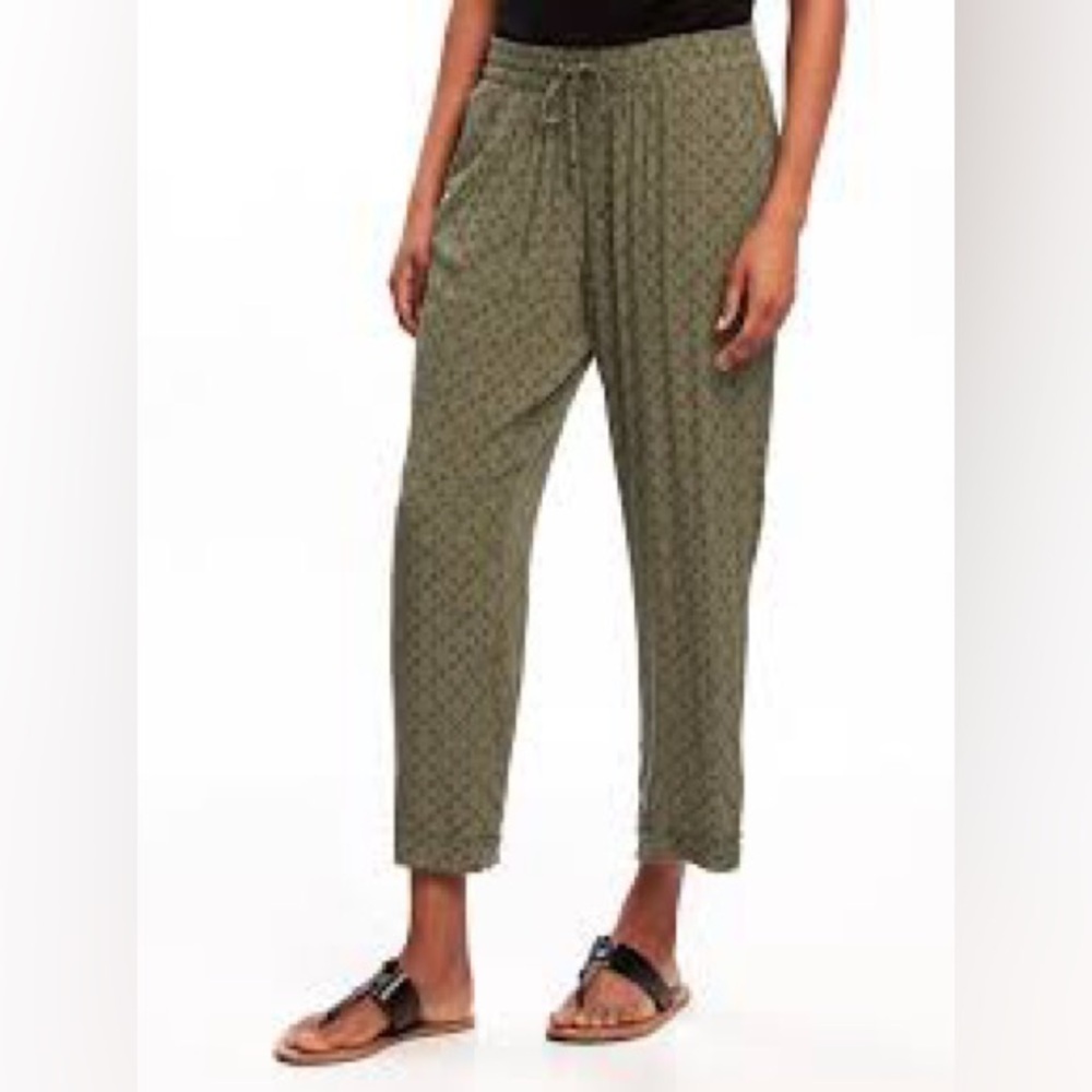 Old Navy Green Patterned Pants